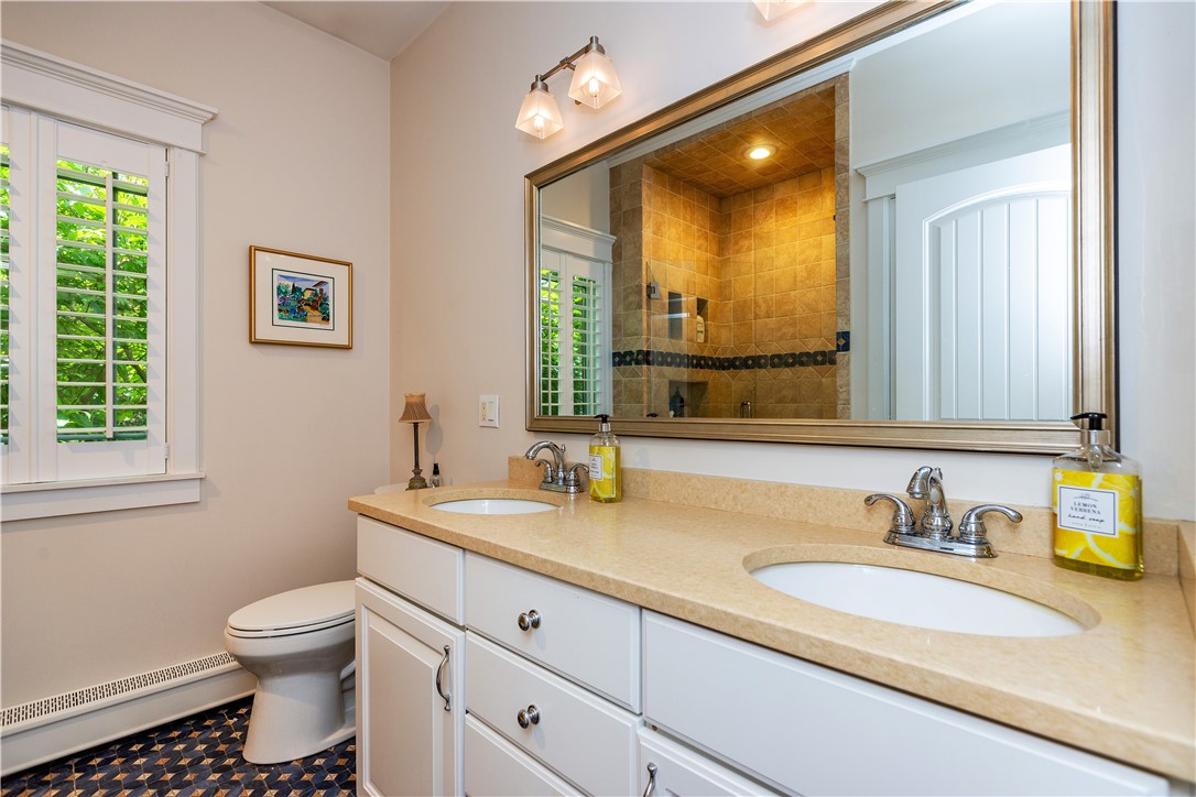 Smithfield, Rhode Island, 02917, United States, 4 Bedrooms Bedrooms, ,3 BathroomsBathrooms,Residential,Active,2025571