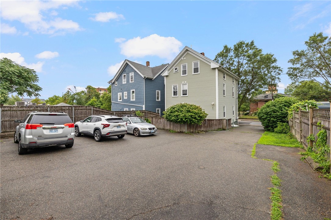 510 Wickenden Street 3