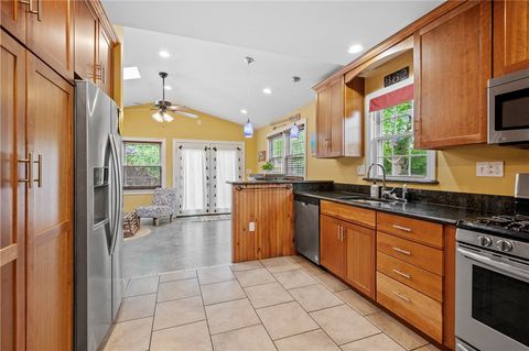 882 Point Judith Road Narragansett RI 02882
