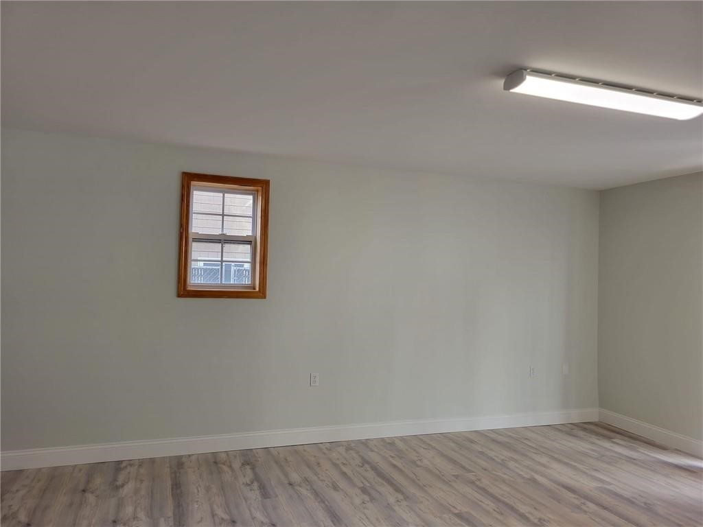 25 Railroad Avenue