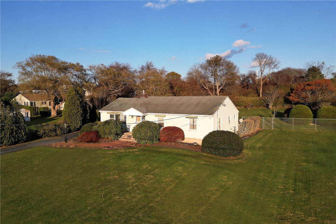118 Wolcott Avenue