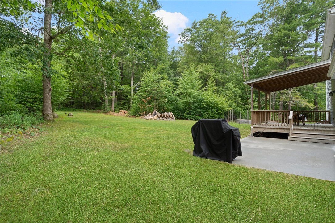 Hopkinton, Rhode Island 02832, United States, 3 Bedrooms Bedrooms, ,3 BathroomsBathrooms,Residential,Active,203595