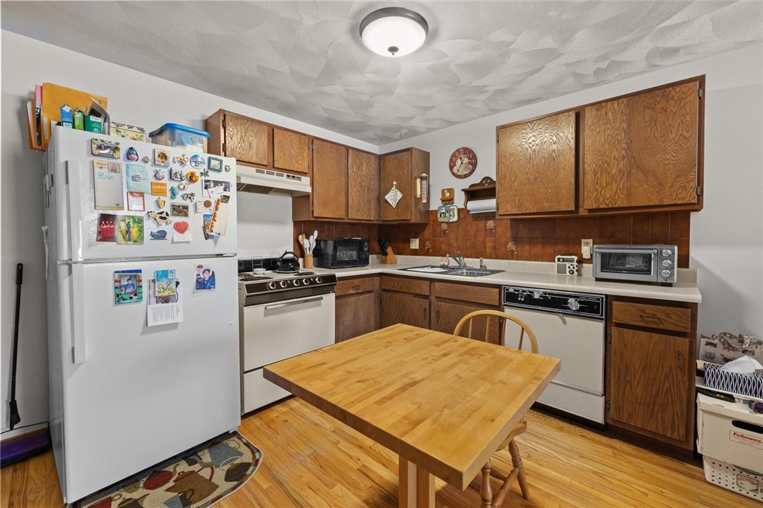 569 Smithfield Road 24