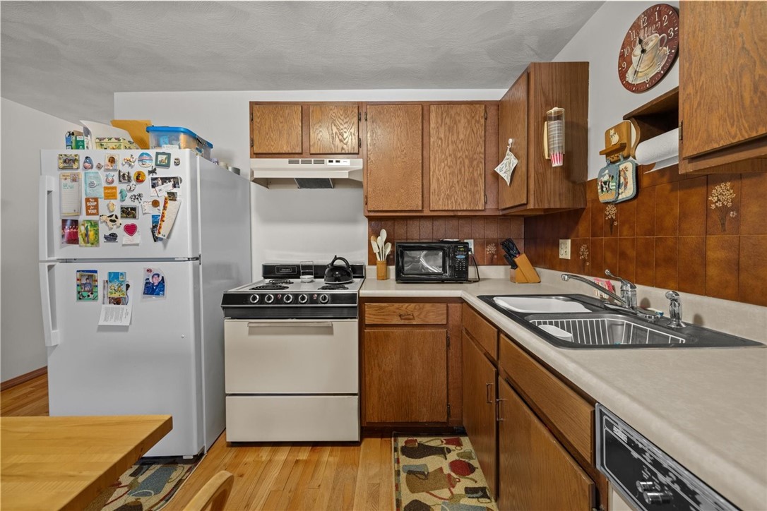 569 Smithfield Road 24