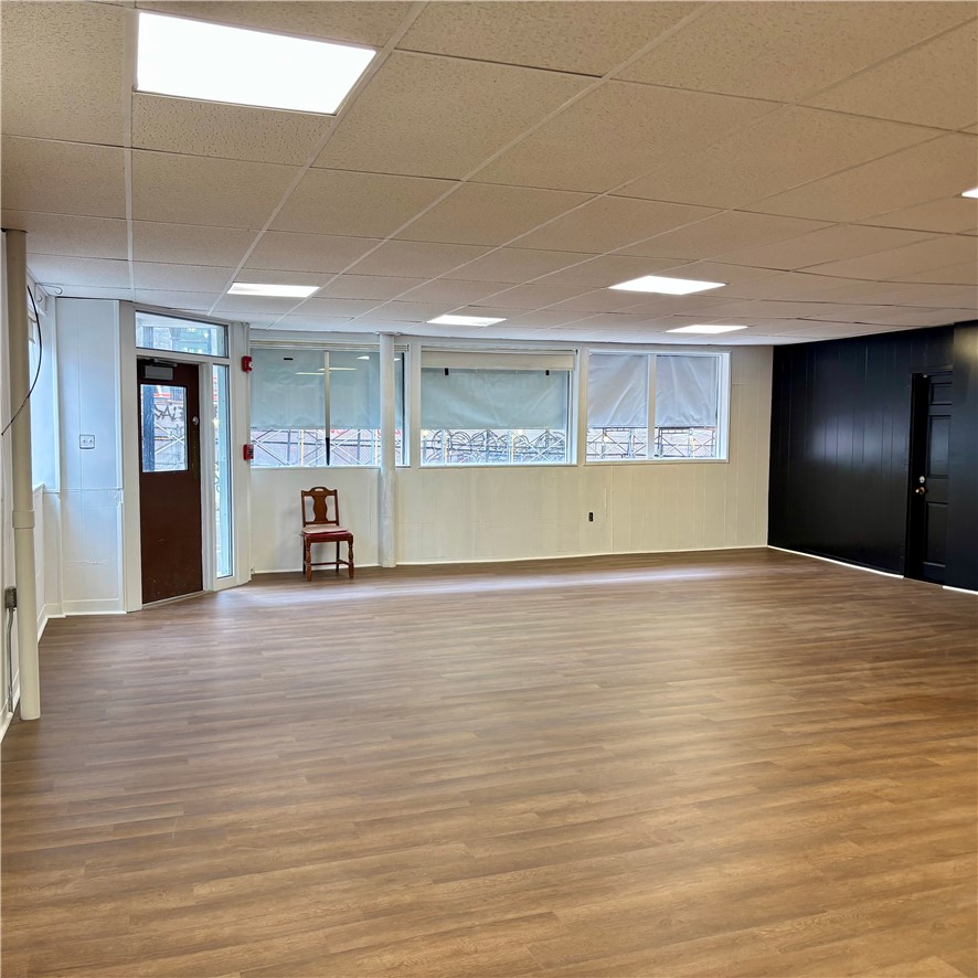 431 Atwells Avenue 1