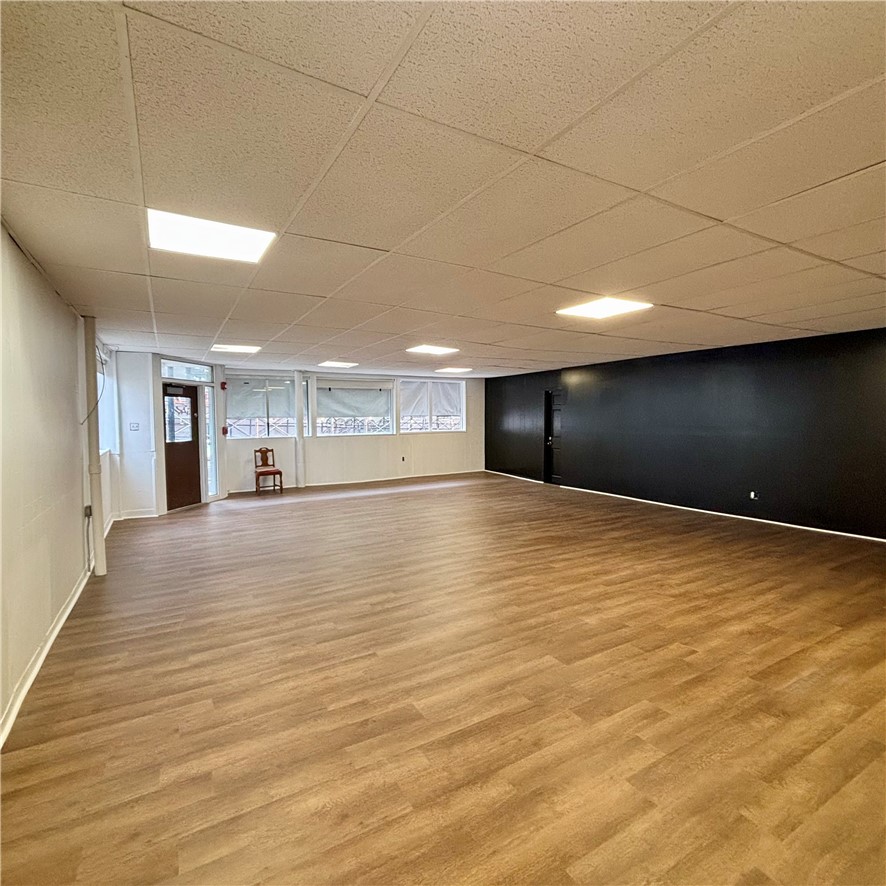 431 Atwells Avenue 1