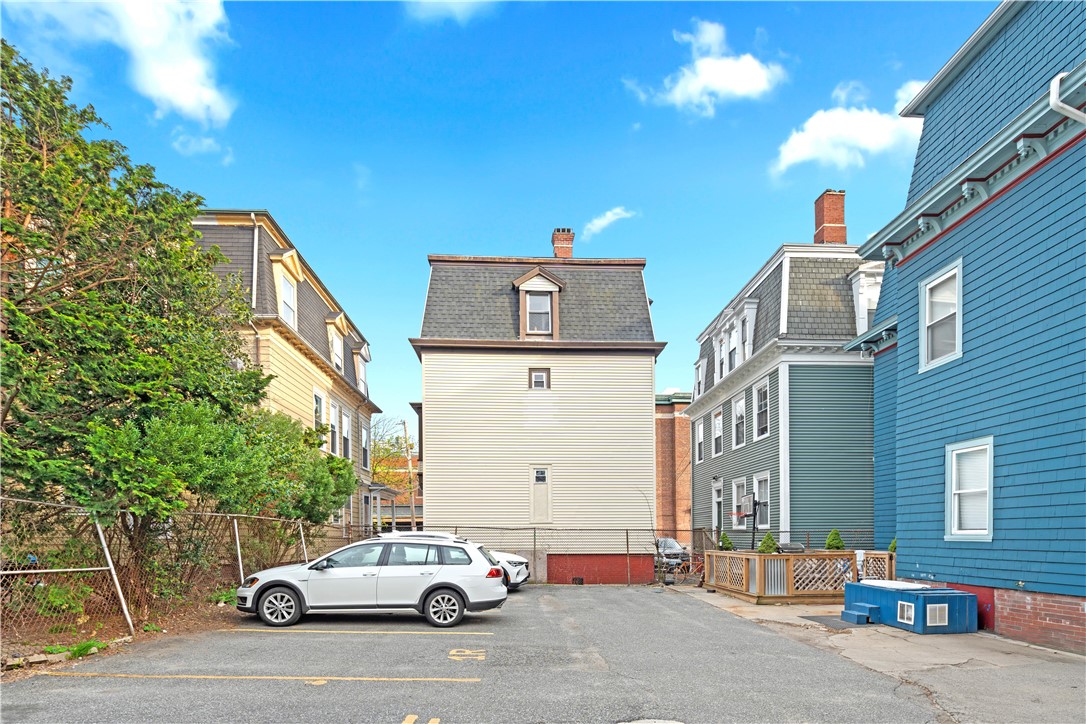 74 America Street