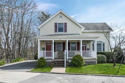 29 Fenner Avenue East Providence RI 02915
