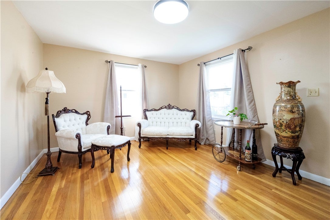 3 Rose Drive