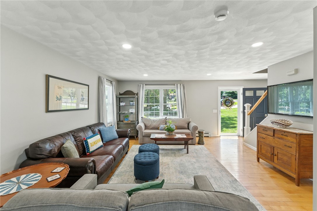 3 Sandy Lane