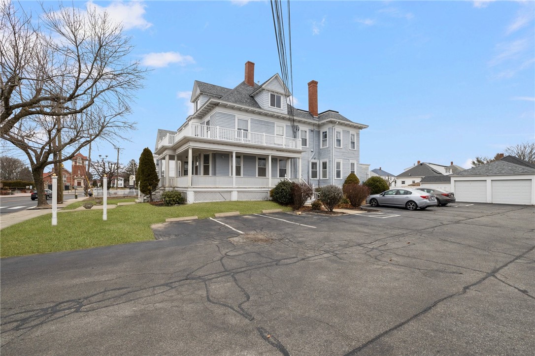 1536 Cranston Street 3