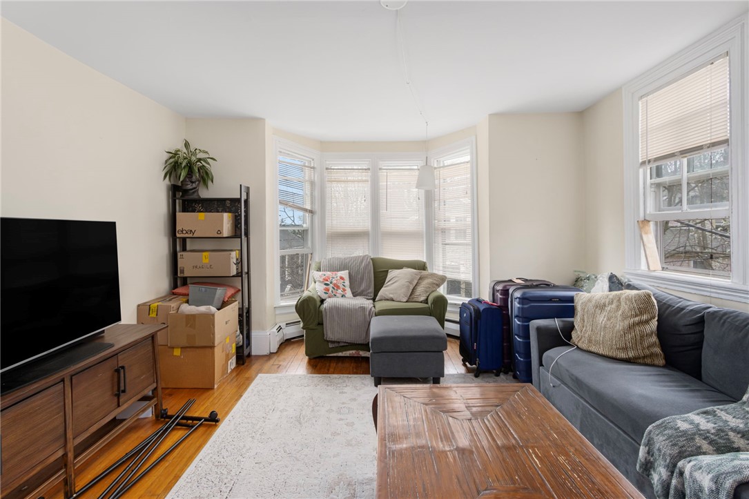 86 Transit Street