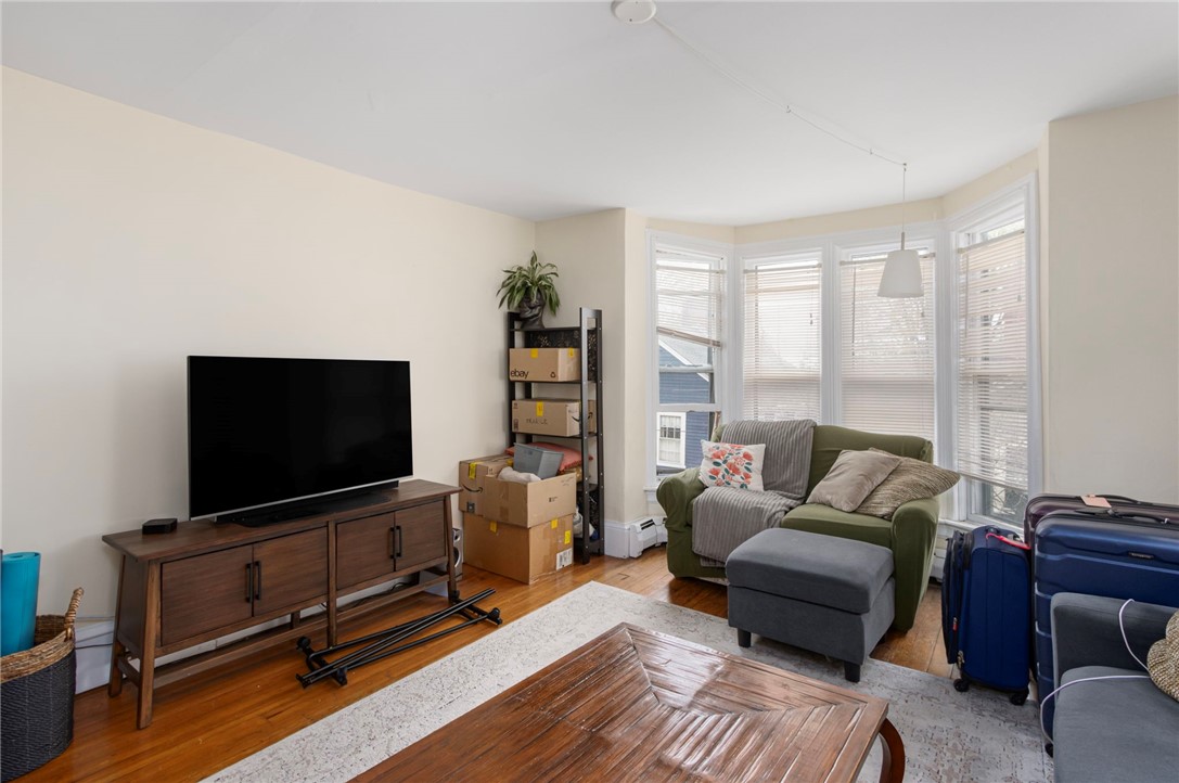 86 Transit Street
