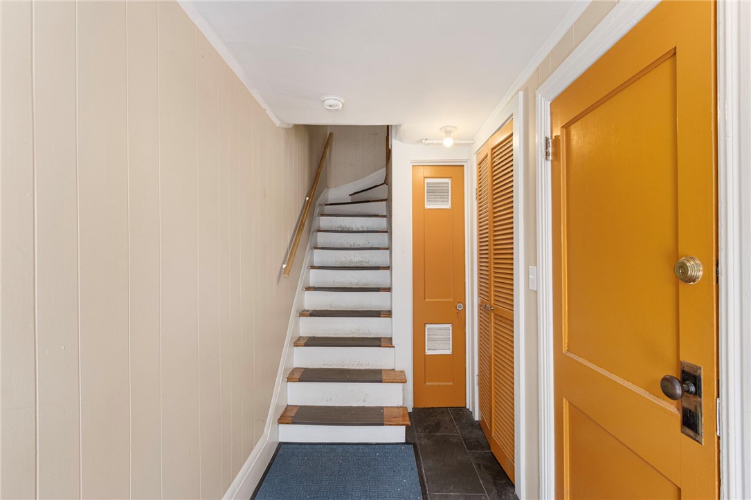 86 Transit Street