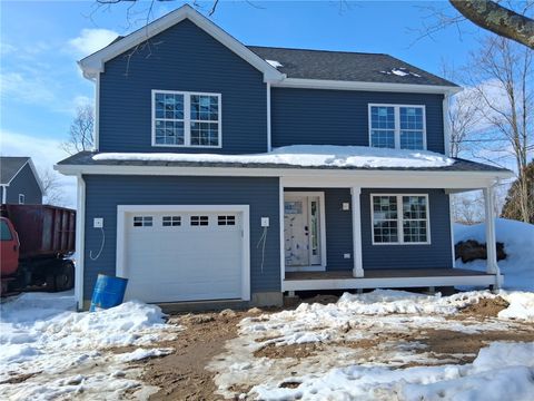 104 James Street Warwick RI 02886