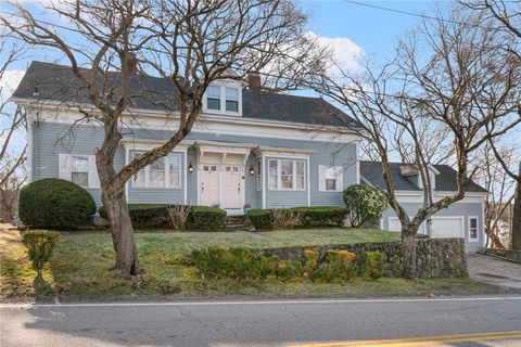 186 Crompton Avenue East Greenwich RI 02818