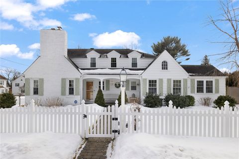 34 North Country Club Drive Warwick RI 02888