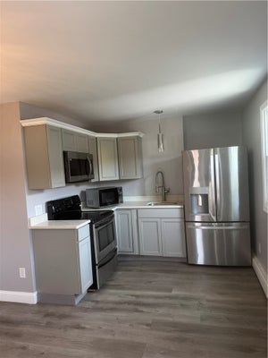 69 SILVER LAKE AVE, PROVIDENCE, RI 02909 - Image 2d56230bcaa78cdcf670055f339af7ec/2750168058