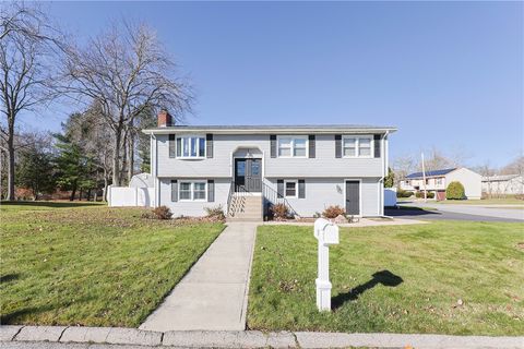 31 Salina Avenue Johnston RI 02919