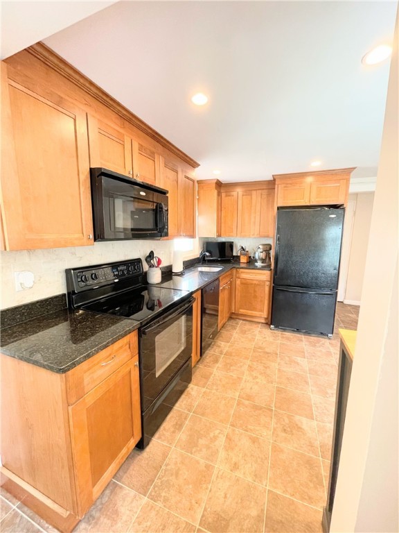 5 Anawan Road