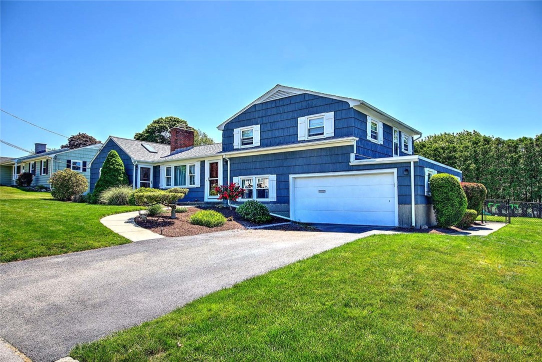 62 Meadowcrest Drive
