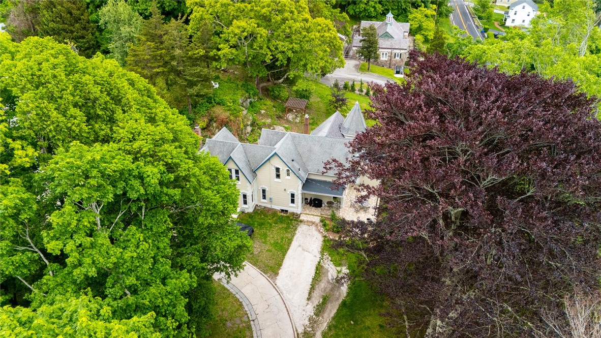 214 R,174 Highland Road