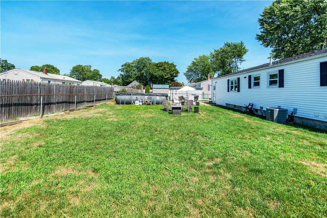 Warwick, Rhode Island 02886, United States, 3 Bedrooms Bedrooms, ,2 BathroomsBathrooms,Residential,Pending,182150