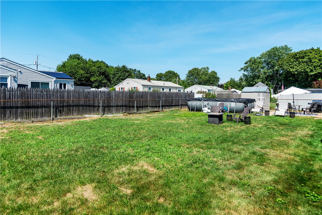 Warwick, Rhode Island 02886, United States, 3 Bedrooms Bedrooms, ,2 BathroomsBathrooms,Residential,Pending,182150