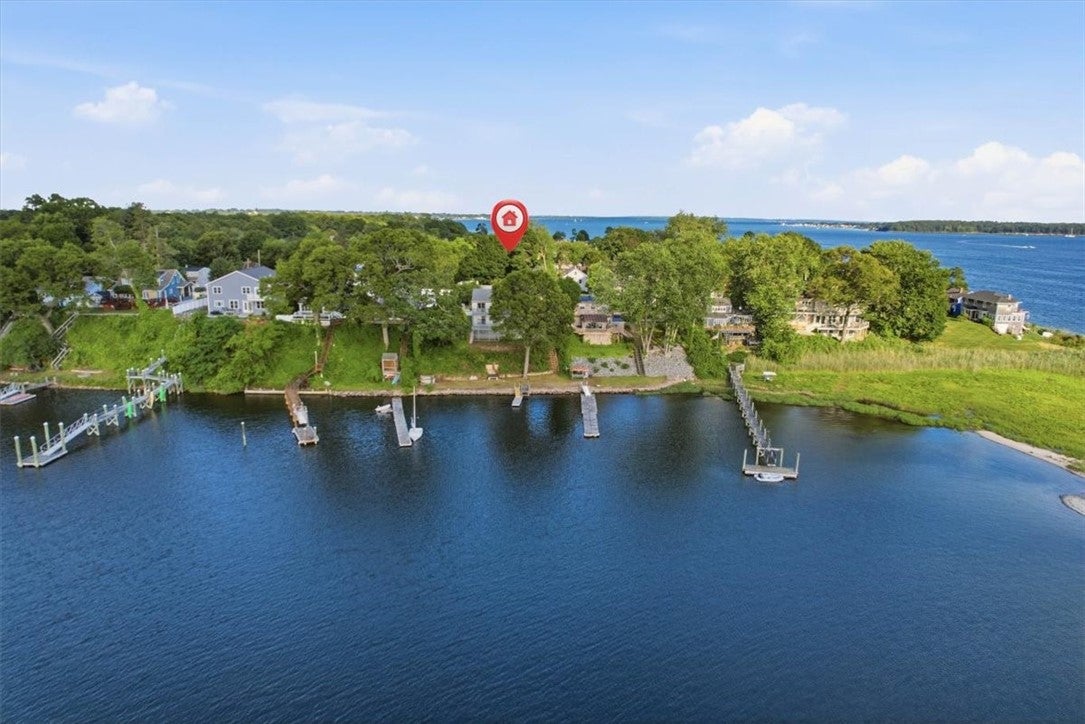 265 Grand View Dr, Warwick, RI, 02886, USA, 3 Bedrooms Bedrooms, ,3 BathroomsBathrooms,Residential,Contingent,265 Grand View Dr,1416484