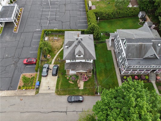 10 GENDRON ST, WEST WARWICK, RI 02893 - Image 2f6a5b2b3857bed2939f7cf945a62f4e/3910736022