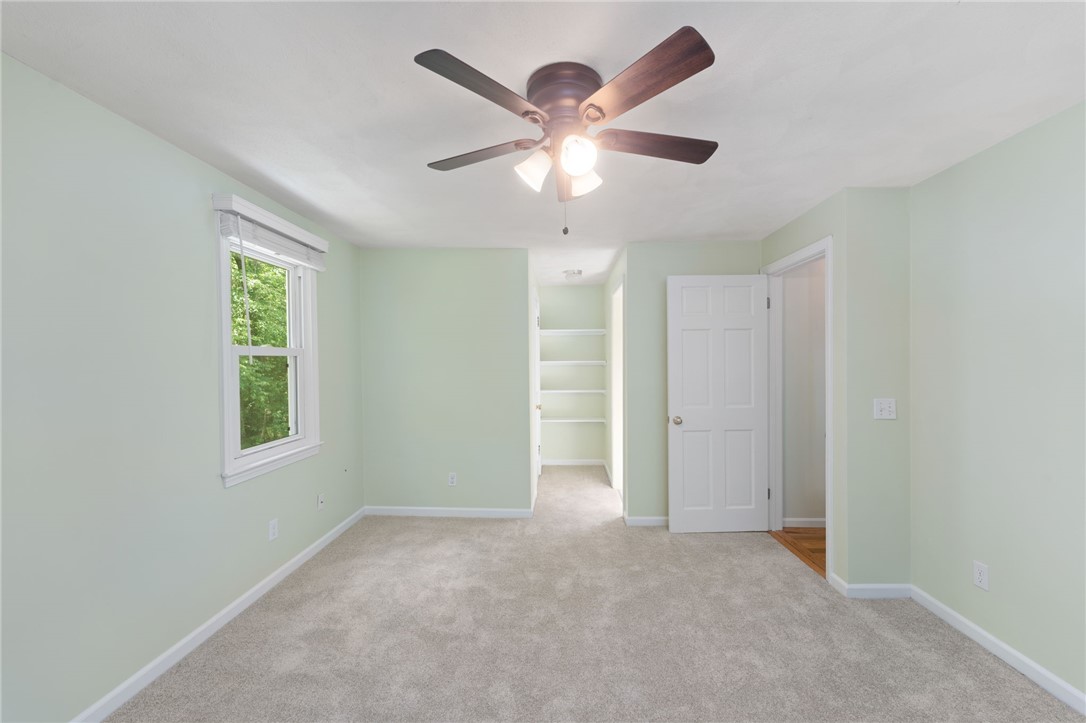 Richmond, Rhode Island 02892, United States, 3 Bedrooms Bedrooms, ,2 BathroomsBathrooms,Residential,Pending,186247