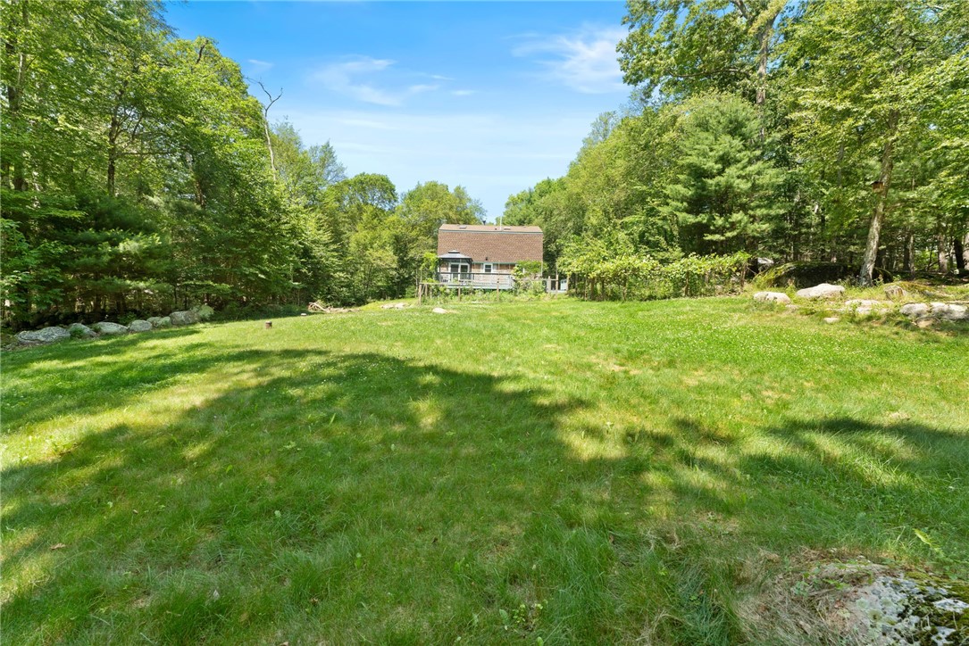 Richmond, Rhode Island 02892, United States, 3 Bedrooms Bedrooms, ,2 BathroomsBathrooms,Residential,Pending,186247