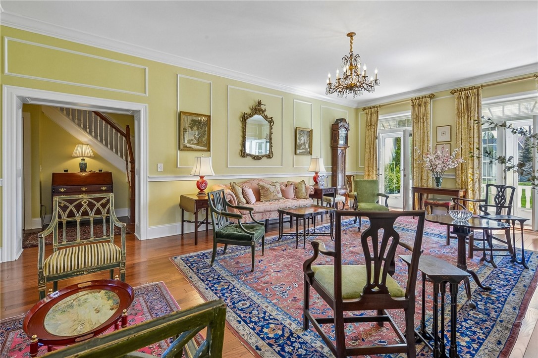 519 Bellevue Avenue 1W