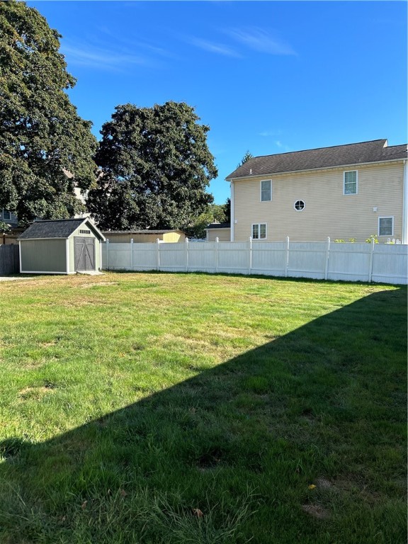 Cumberland, Rhode Island 02864, United States, 3 Bedrooms Bedrooms, ,2 BathroomsBathrooms,Residential,Active,27710