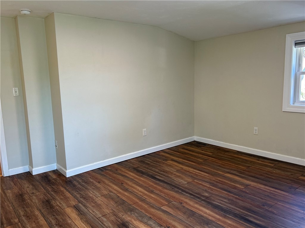 Cumberland, Rhode Island 02864, United States, 3 Bedrooms Bedrooms, ,2 BathroomsBathrooms,Residential,Active,27710