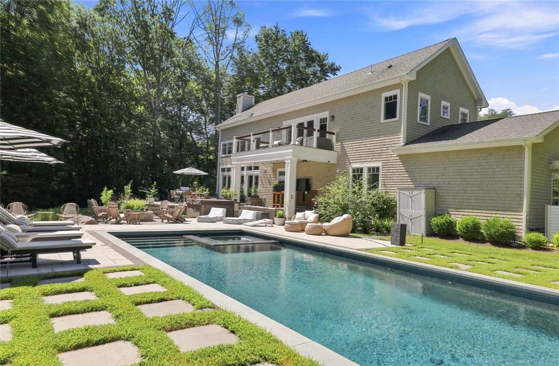 250 West Reach Drive