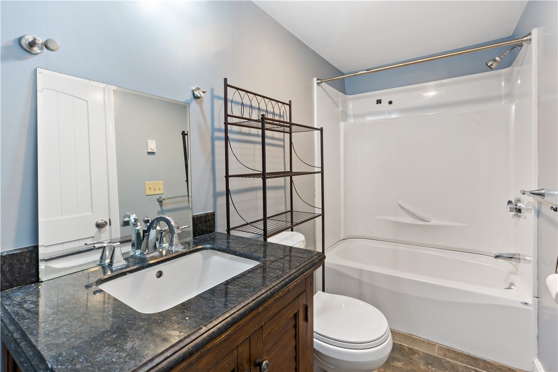 300 Smithfield Road 5-53