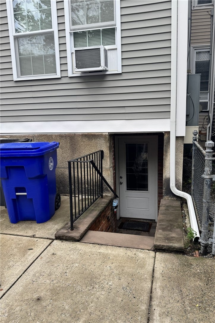116 Vinton Street