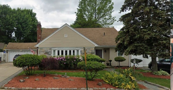 82 KILLINGLY ST, PROVIDENCE, RI 02909 - Image 30a4f1d4ef3f97bcda26824265f2528d/3376803565