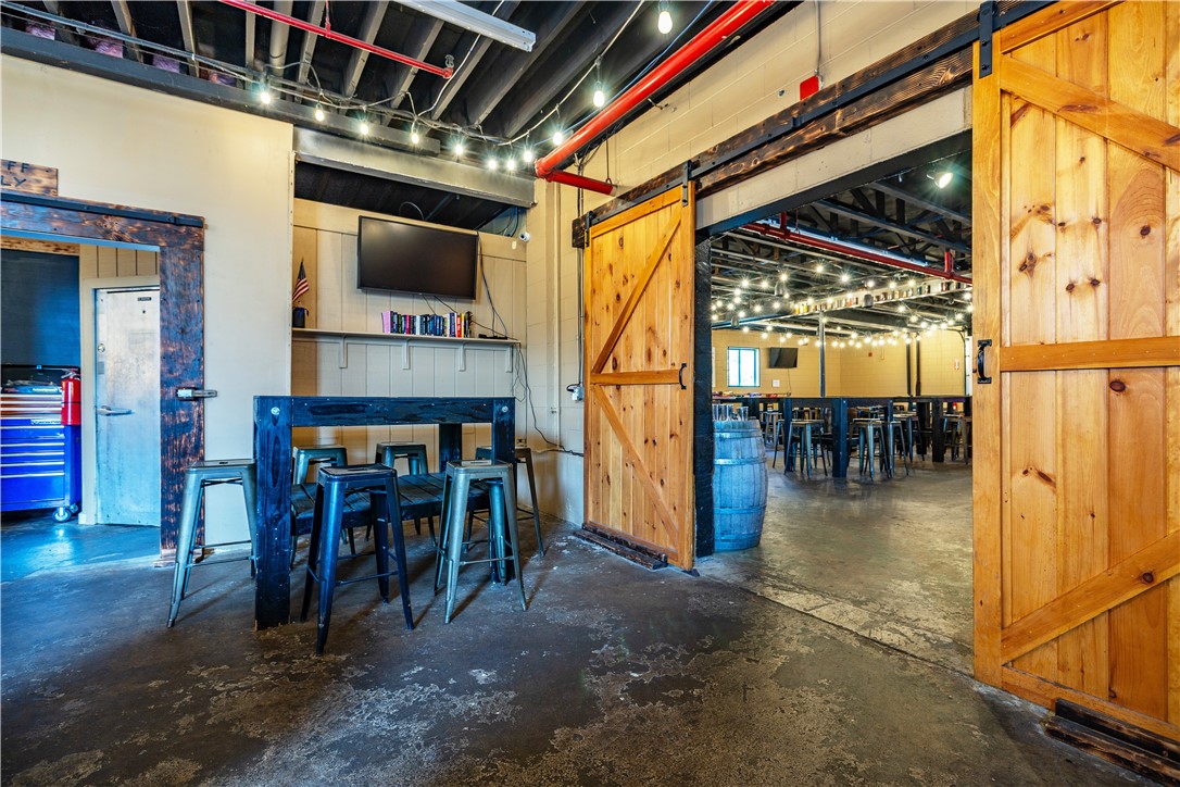 Cumberland, Rhode Island 02864, United States, ,Commercial,Active,158102