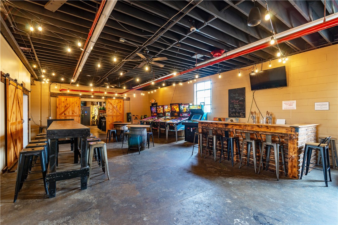 Cumberland, Rhode Island 02864, United States, ,Commercial,Active,158102