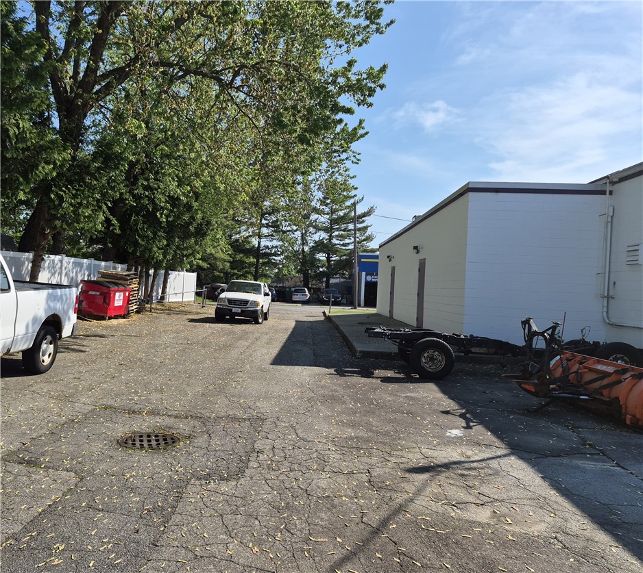 1620 Post Road