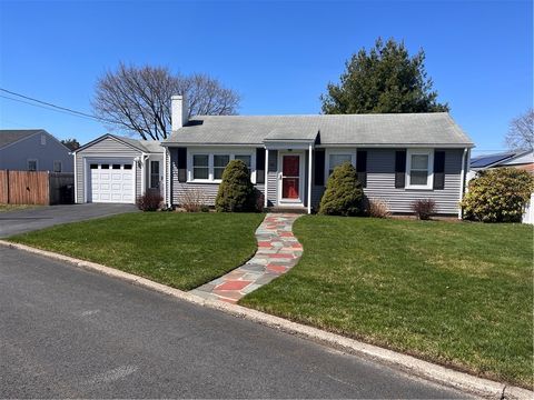 65 Ferncrest Drive Pawtucket RI 02861