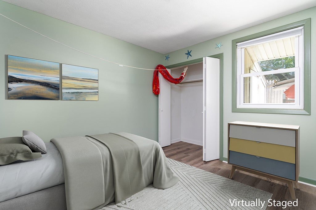 40 Kingsland Court Court 1 B