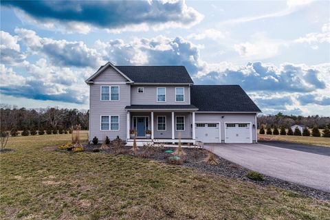 43 Kenyon Hill Trail Richmond RI 02898