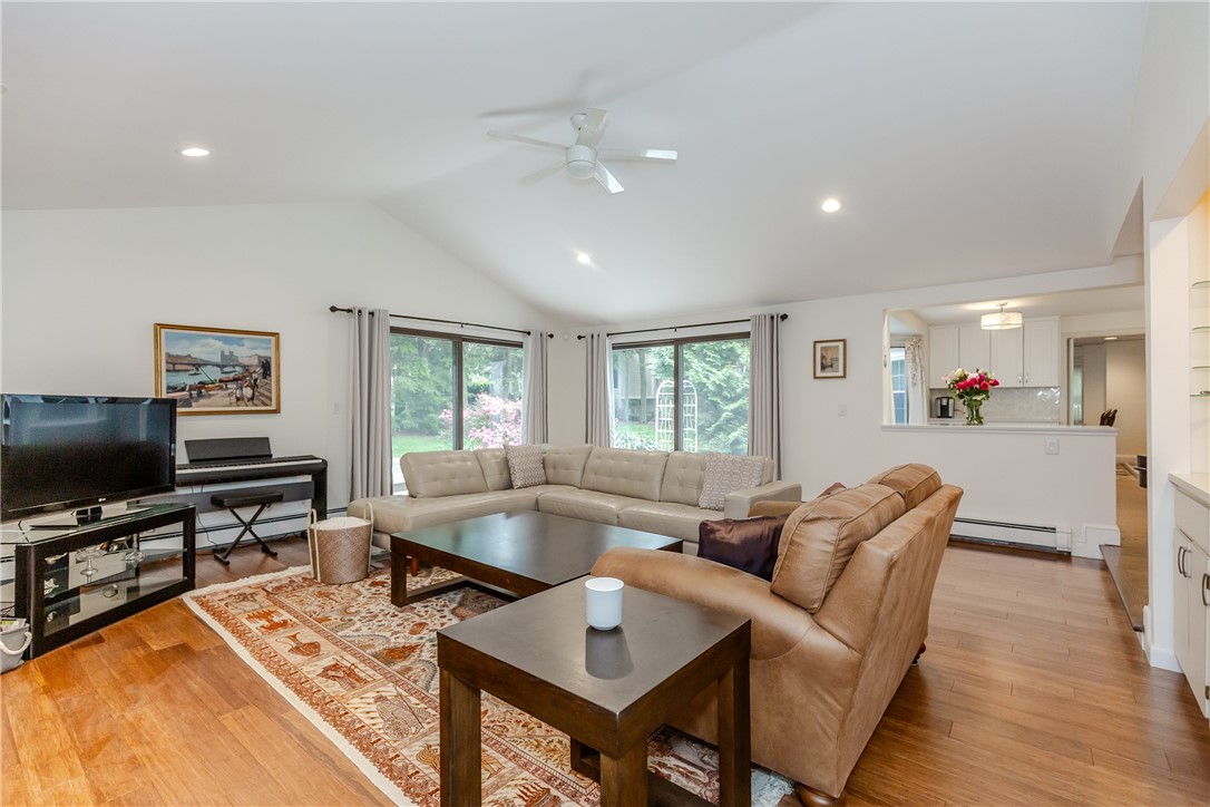 7 White Birch Road