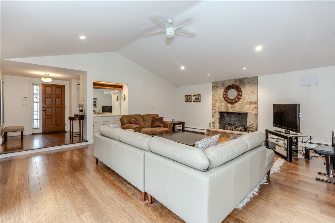 7 White Birch Road