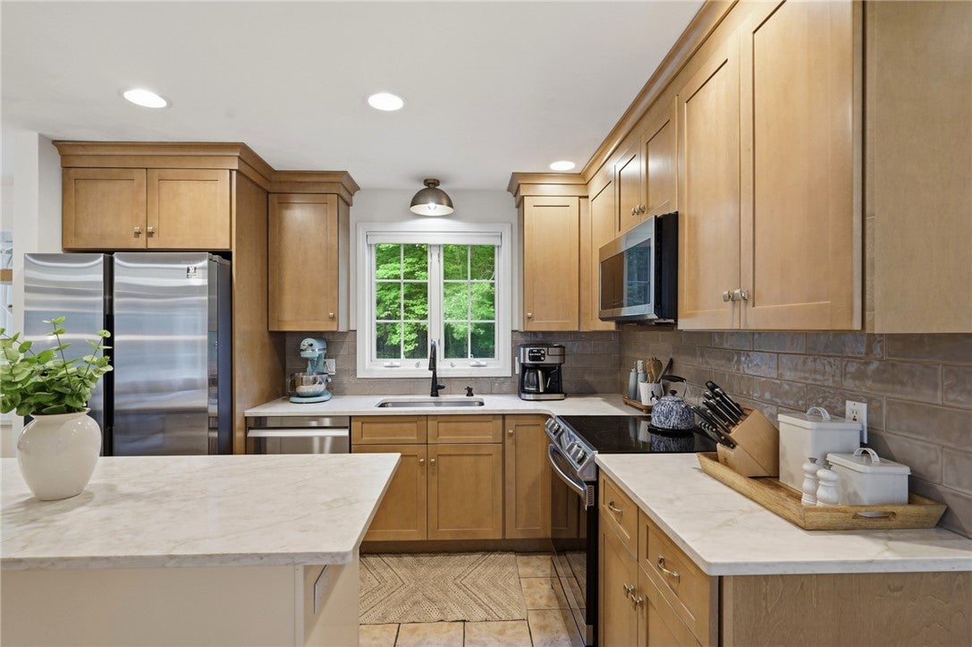 122 Money Hill Road