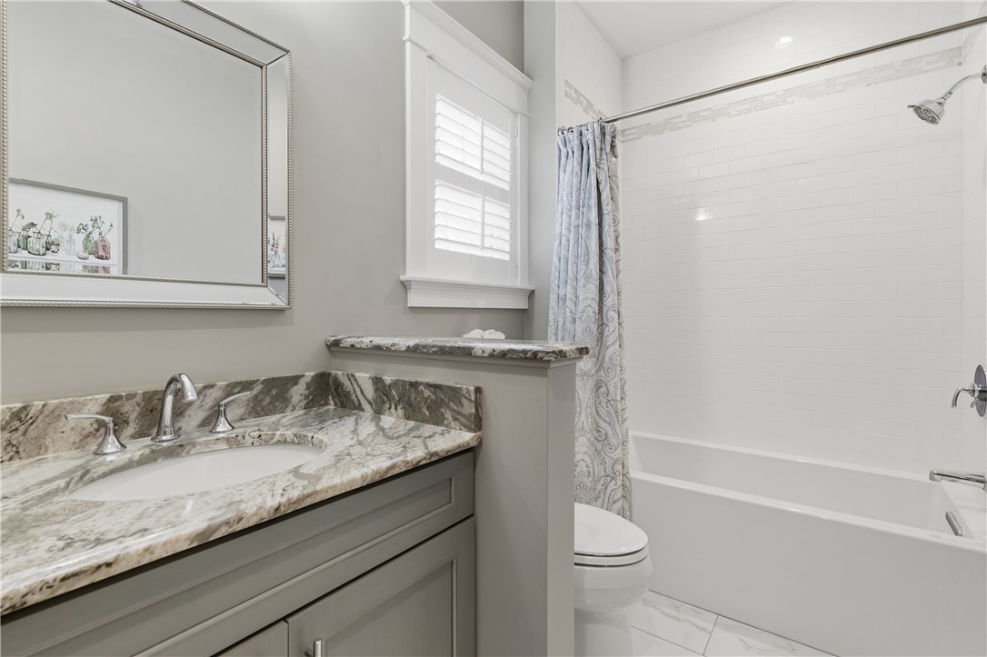 Smithfield, Rhode Island, 02917, United States, 3 Bedrooms Bedrooms, ,2 BathroomsBathrooms,Residential,Active,2032916