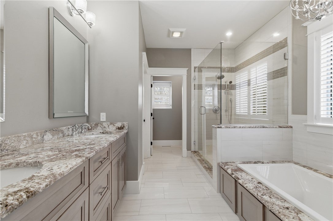 Smithfield, Rhode Island, 02917, United States, 3 Bedrooms Bedrooms, ,2 BathroomsBathrooms,Residential,Active,2032916